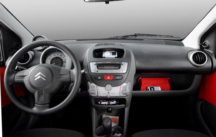  Citroen C1 2001 года  (фото 64 из 74)